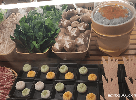 公司员工聚餐取得圆满成功